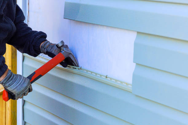 Reliable Emergency Siding Repair contractor in Greenbelt, MD by Squared Siding
